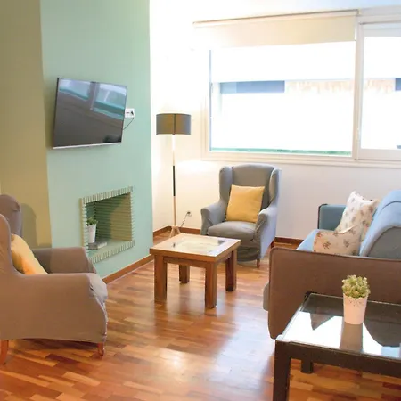 Sweet Bcn Three Bedroom Apartment-3